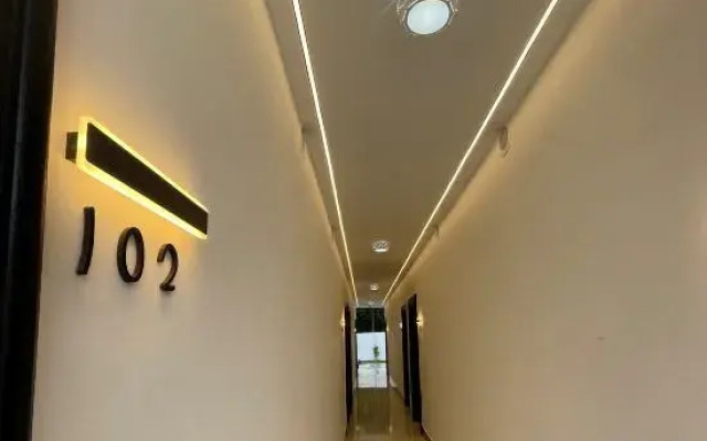 Autumn · Resort Hotel (Wanning Riyue Bay)