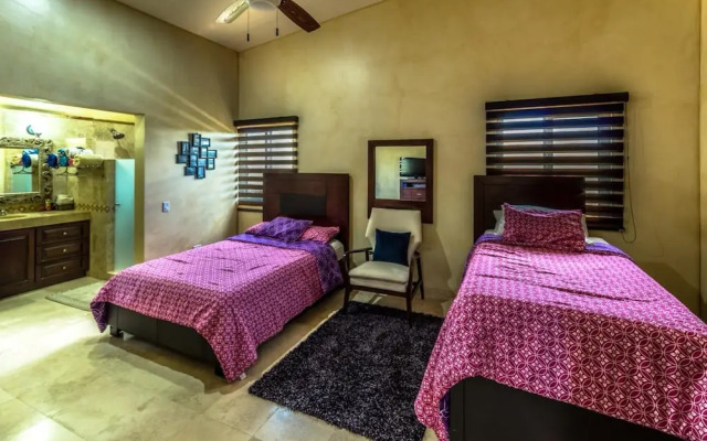 Spacious 4 Bachelor/ette W/free Cook: Finca Tezal