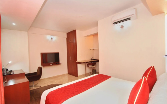 OYO 10002 Hotel Canary Hop
