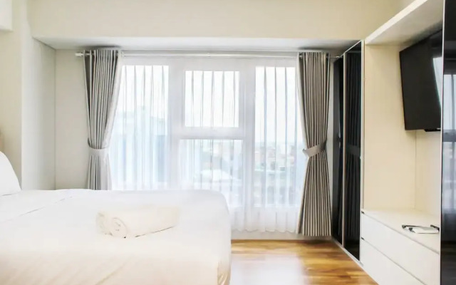 Elegant and Comfortable 2BR Apartment at Maqna Residence