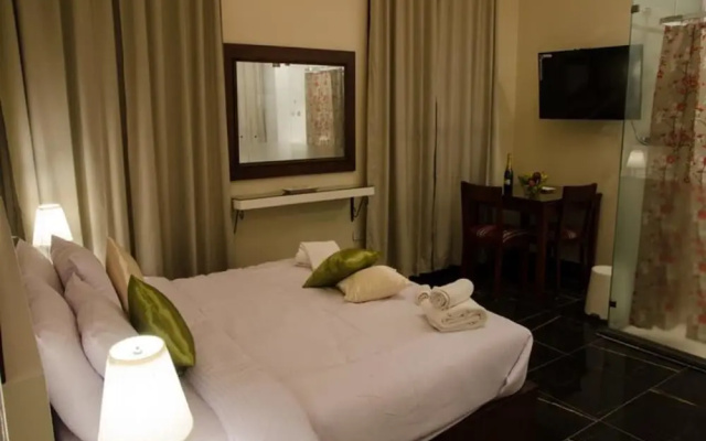 Grand Agor Hostel