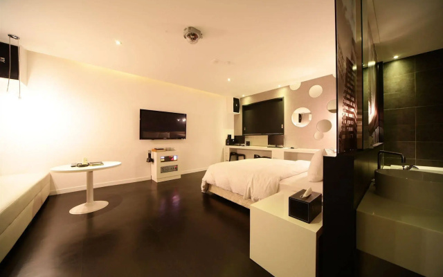 Sheel Hotel(쉴호텔)