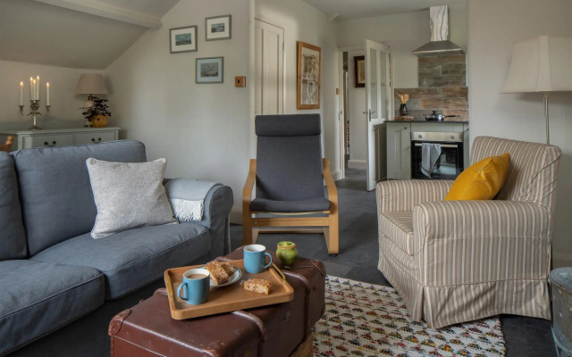 The Stables - Charming 15th-century Rural Bolthole