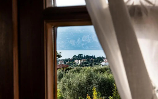 Giacomazzi House Bri