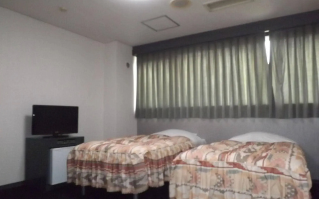 Mitsukaido Sky Hotel