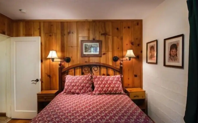 Scenic Wonders Bassett Cabin 5 Bedrooms