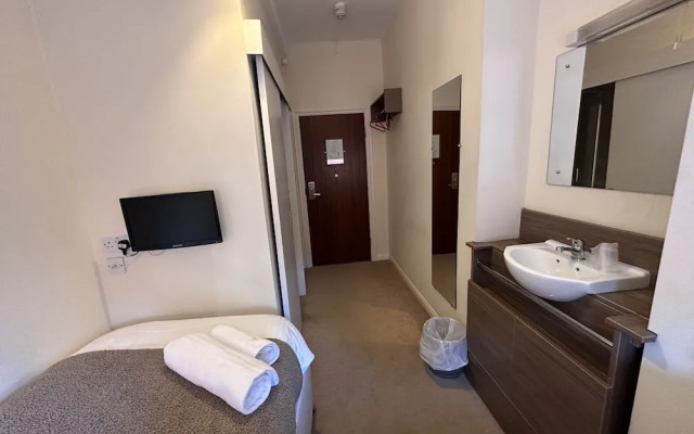 Pine Lodge Hotel & Restaurant Mansfield