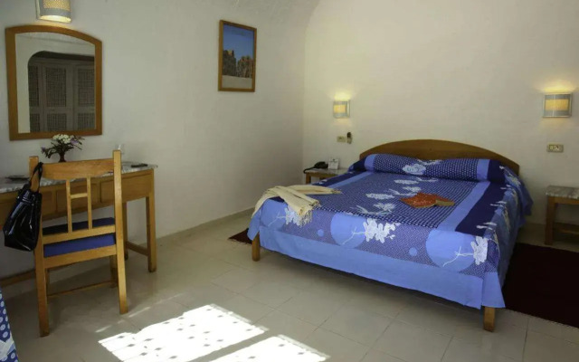 Hotel Samira Club - Caters to Couples