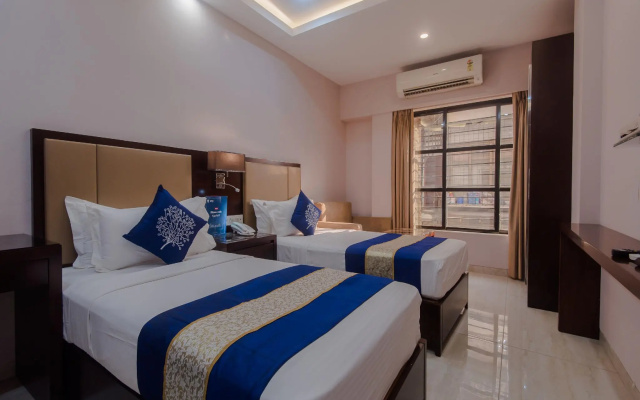 OYO Flagship 15439 Colaba