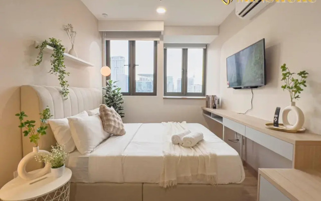 Sky Pool Suites KL Sentral -Riveria City