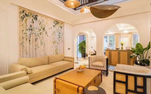 ELIVAAS Purple Coral Luxe 5-BHK Villa