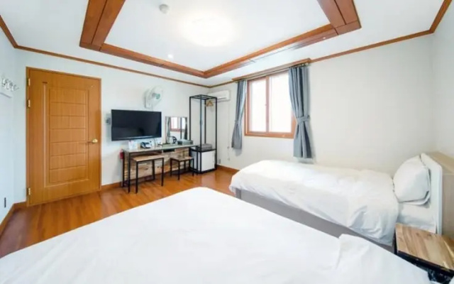 Gangneung Beauty Hotel Pension