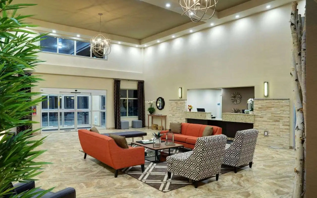 Pomeroy Inn And Suites Vermilion