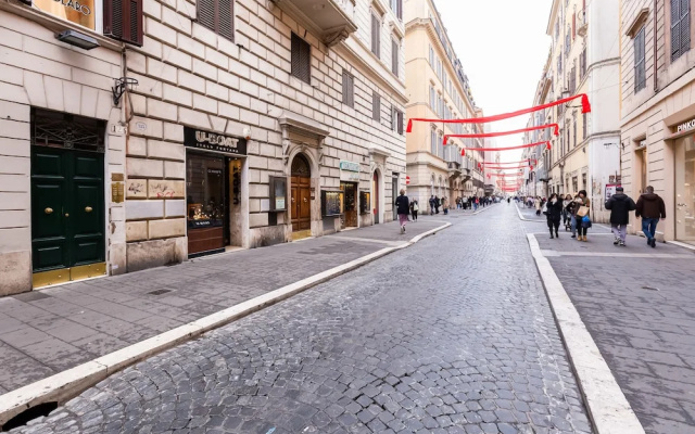 Charming and elegant apartment in Piazza di Spagna