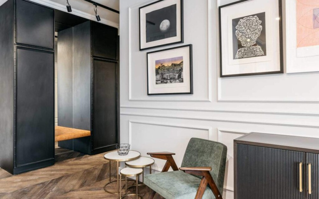 Apartment Harmonica by Loft Affair