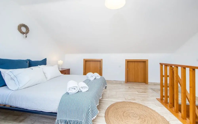 Caparica Surf Apartment by Host-Point
