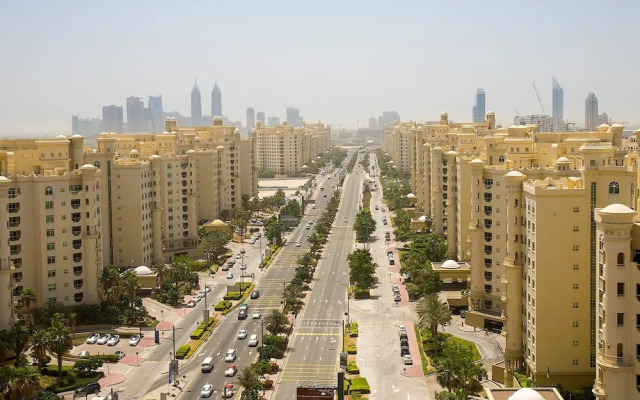 Shoreline Apartments By Bespoke Residences