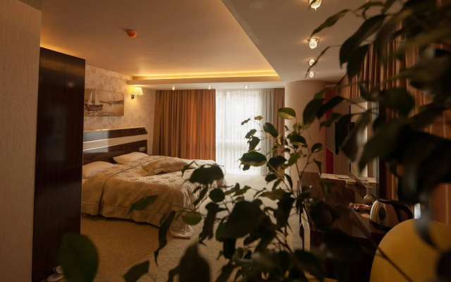 Armin Hotel