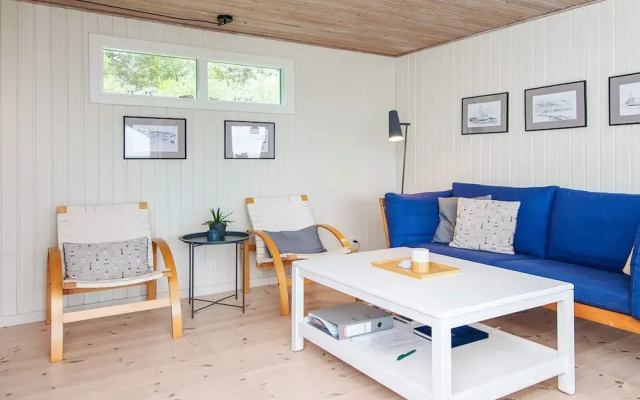 6 Person Holiday Home in Thyholm