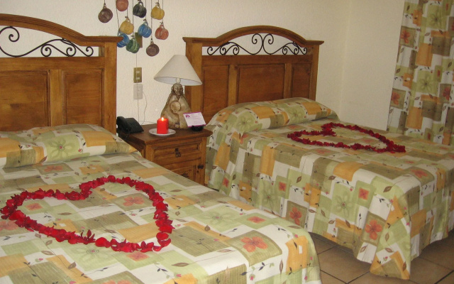 Hotel Hacienda Bugambilias La Paz & Centro de Convenciones
