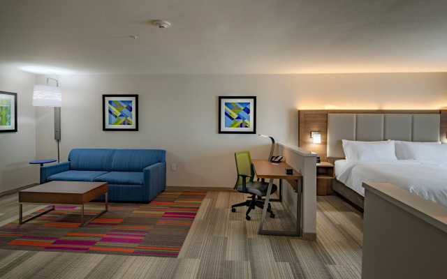 Holiday Inn Express & Suites N Waco Area - West by IHG