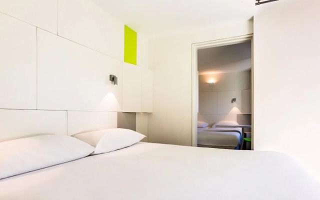 Ibis Styles Nanjing Zhangfuyuan Subway Station