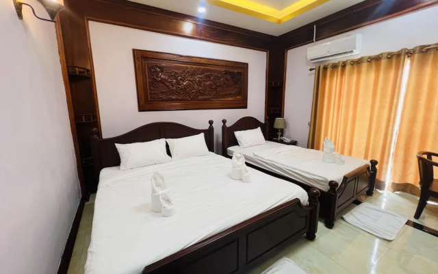 Houng Heung Hotel