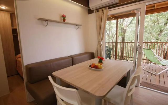 Camping Villaggio Cerquestra