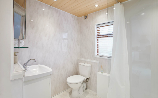 Host Stay Aurora Shore