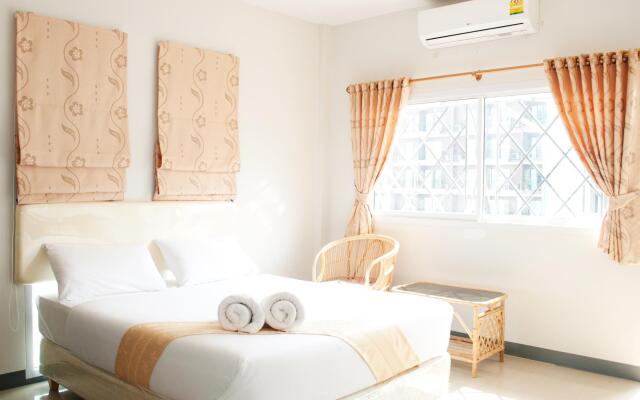 Отель Gold Dolphin Pattaya Таиланд, Паттайя - отзывы, цены и фото номеров - забронировать отель Gold Dolphin Pattaya онлайн вид на фасад