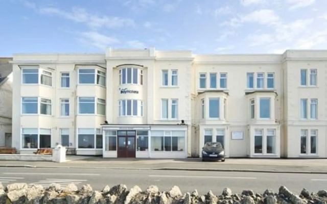 The Marina Hotel