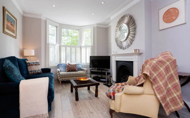 Battersea Retreat