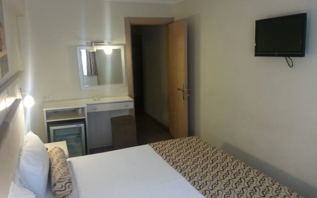 Grand Zeybek Hotel