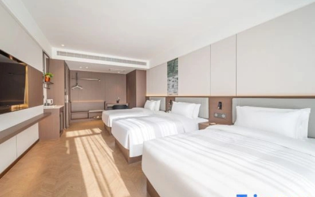 St. Regis Changji Huayang Plaza