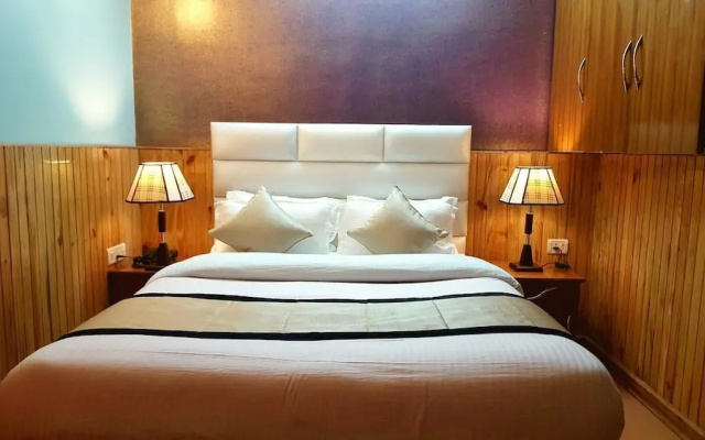 OYO 8186 Hotel Mount Royale