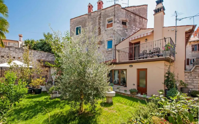 Villa Carera