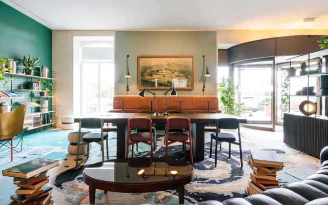 B2 Boutique Hotel + Spa