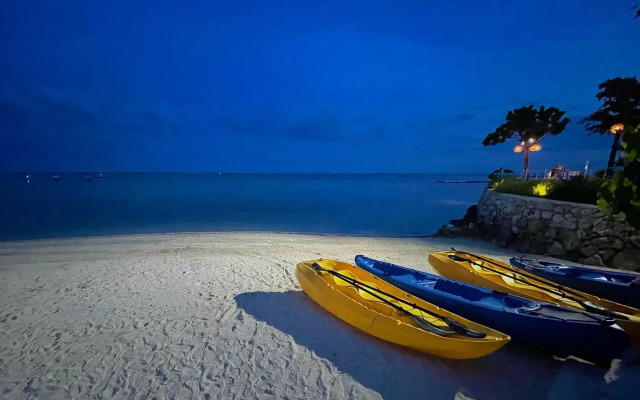 Tambuli Seaside Resort and Spa