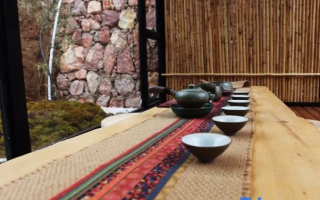 Yuexiang Lake Lodge, Lugu Lake