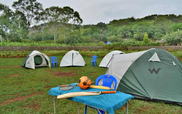 Farm Tent and Camp