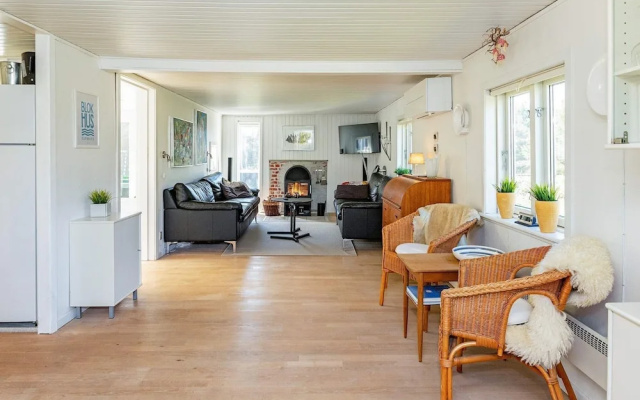 6 Person Holiday Home in Blokhus