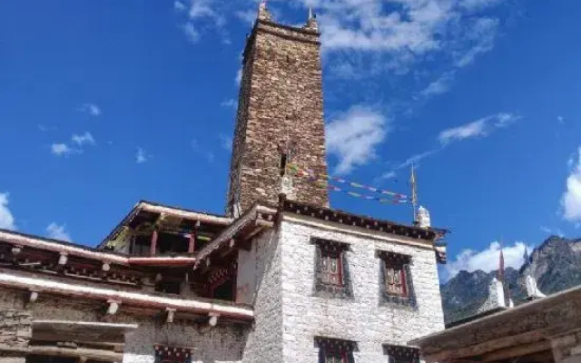 Kangbo Gudiaolou Hotel