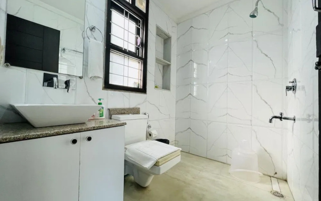 Olive Service Apartment Near Artemis Hospital