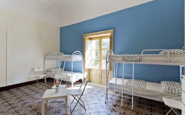 Sunshine Hostel
