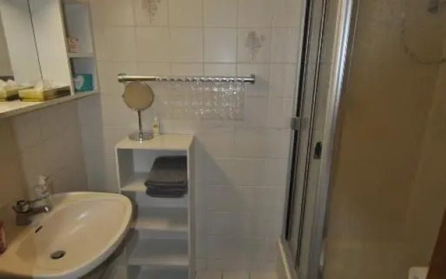 Haus Rehblick II, Wg 4