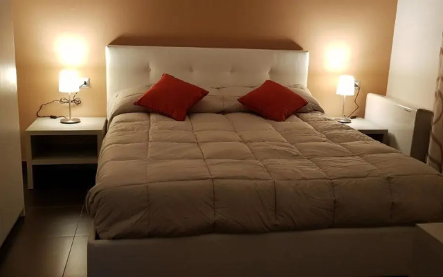 Raja Rooms