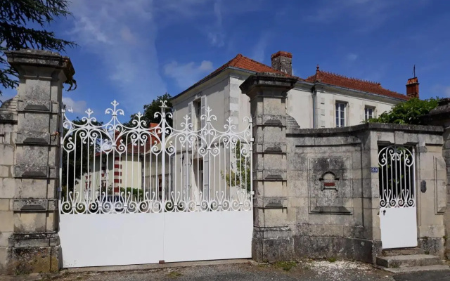 Manor House Charentaise
