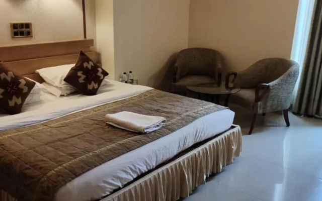 Hotel Deccan Royaale