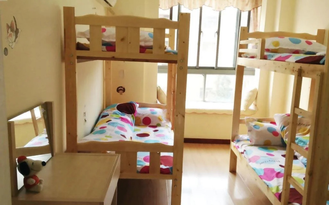 Wuhan Zhihu Youth Space Hostel