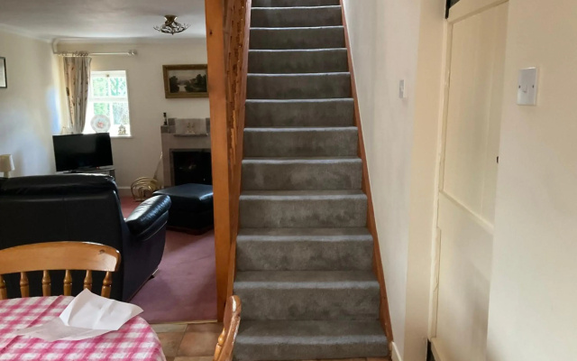 Inverness Apartments-Old Cottage